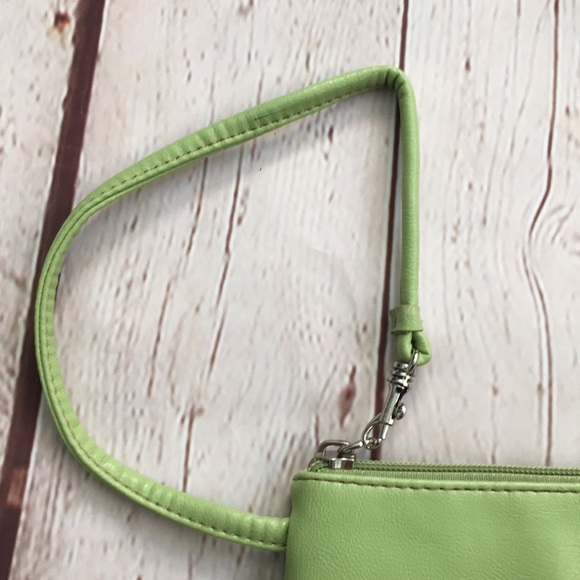 Y2K Lime Green Shells and Crab Wristlet - Picture 5 of 9